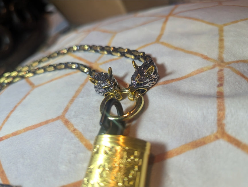 Black and gold wolf head