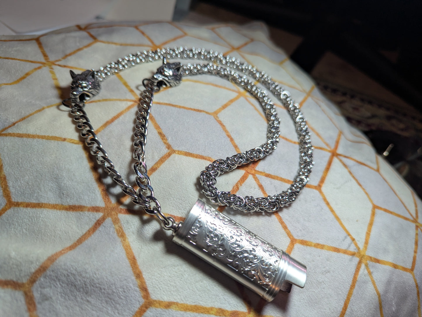 LitChain- silver wolf head embellished mini Bic lighter chain