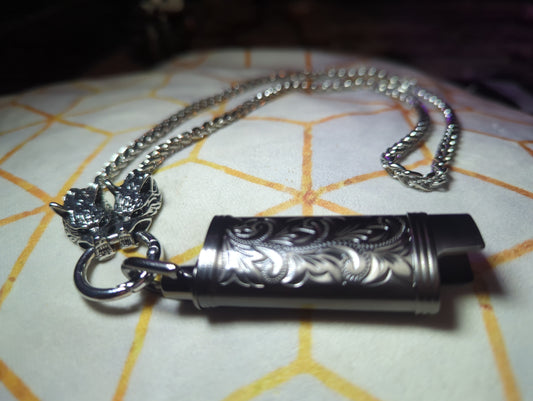 Silver and black wolf head LitChain