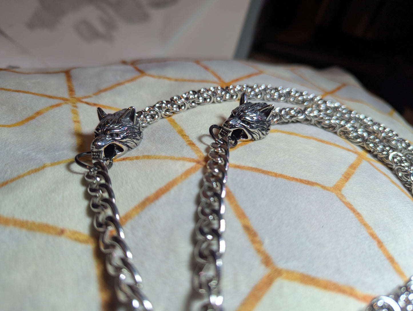 LitChain- silver wolf head embellished mini Bic lighter chain