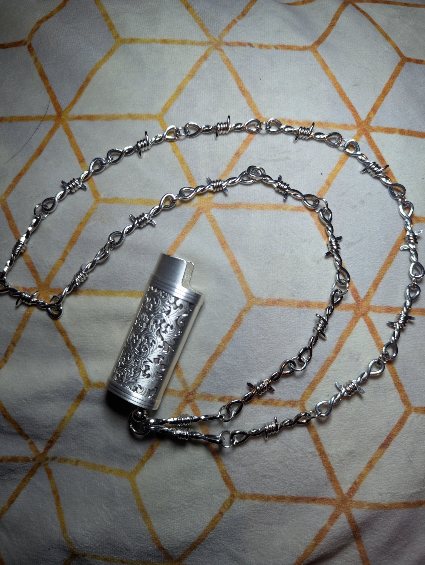 Silver barbed wire LitChain