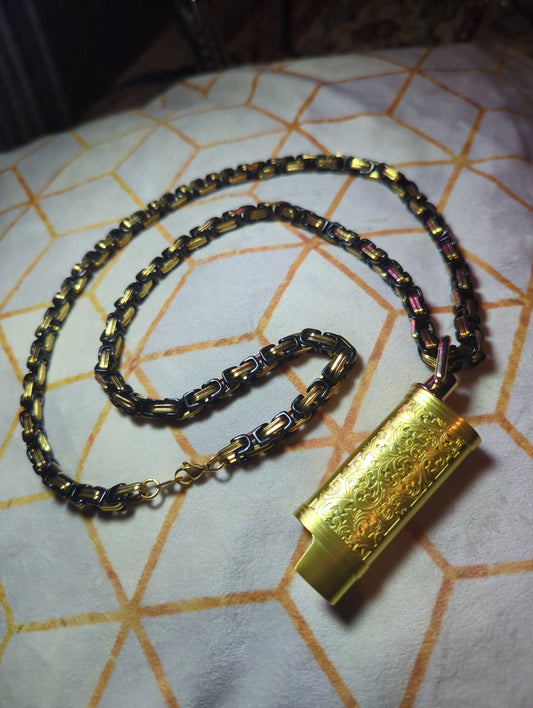 Black and gold LitChain